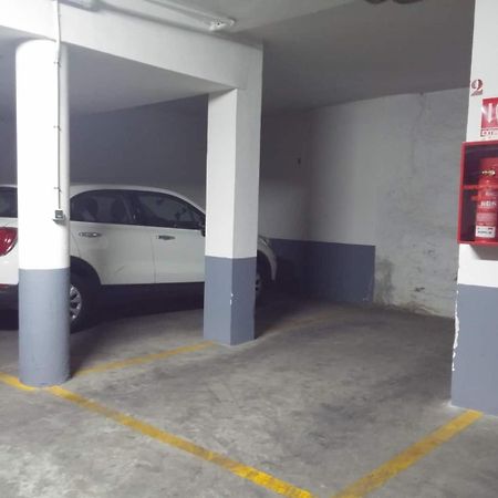 Апартаменты Charming Albaicin Patio Flat Free Onsite Parking Гранада Экстерьер фото